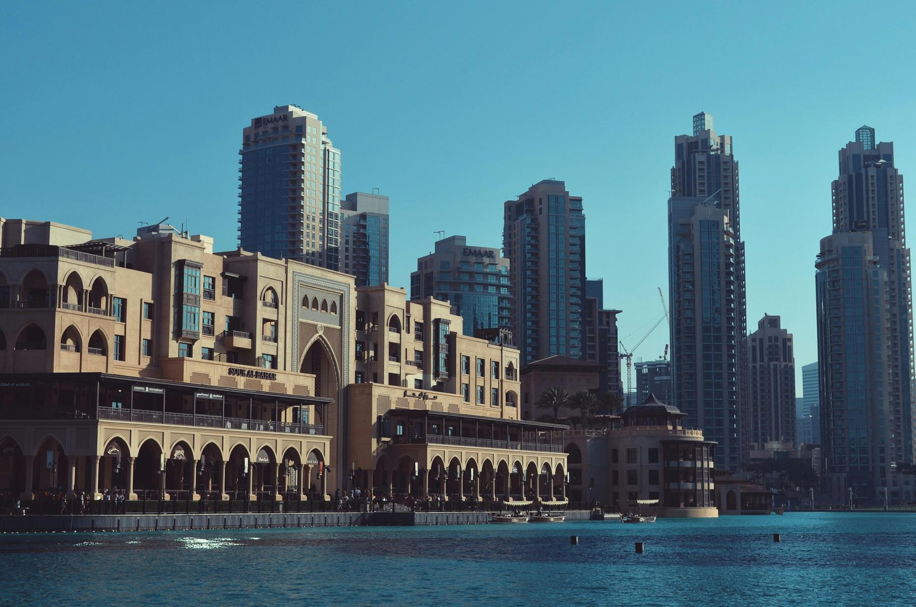 james-berry-and-associates-jebel-ali-free-zone-issues-new-offshore-regulations